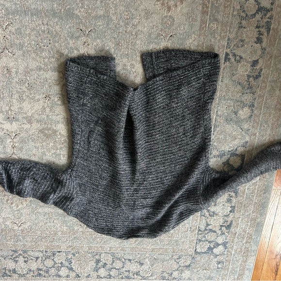 JJill XL Gray Women's Sweater PERFECT CONDITION - Picture 8 of 8